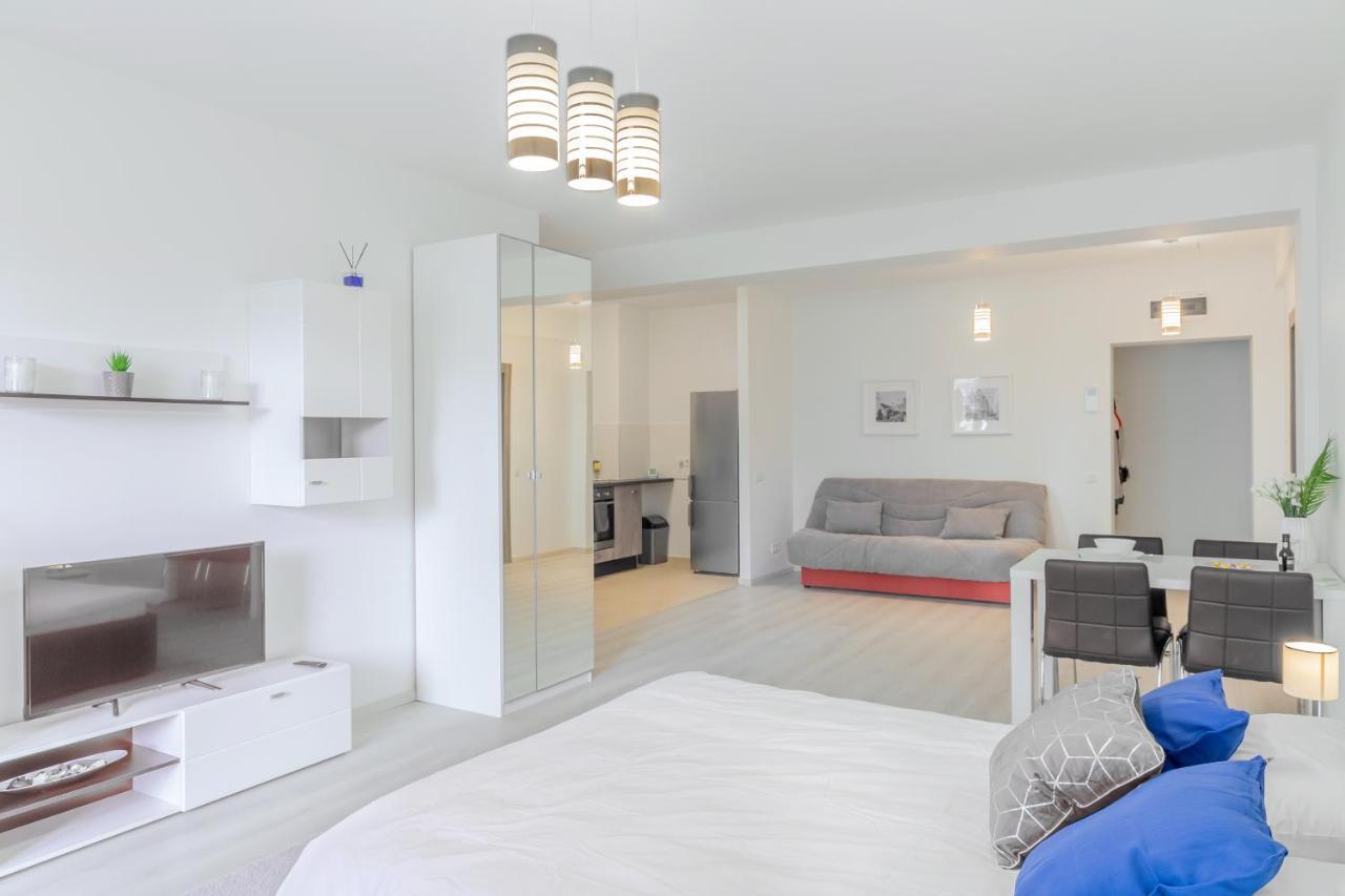 Atlas Unirii: Upscale Flats In The Heart Of Bucharest! Exterior photo