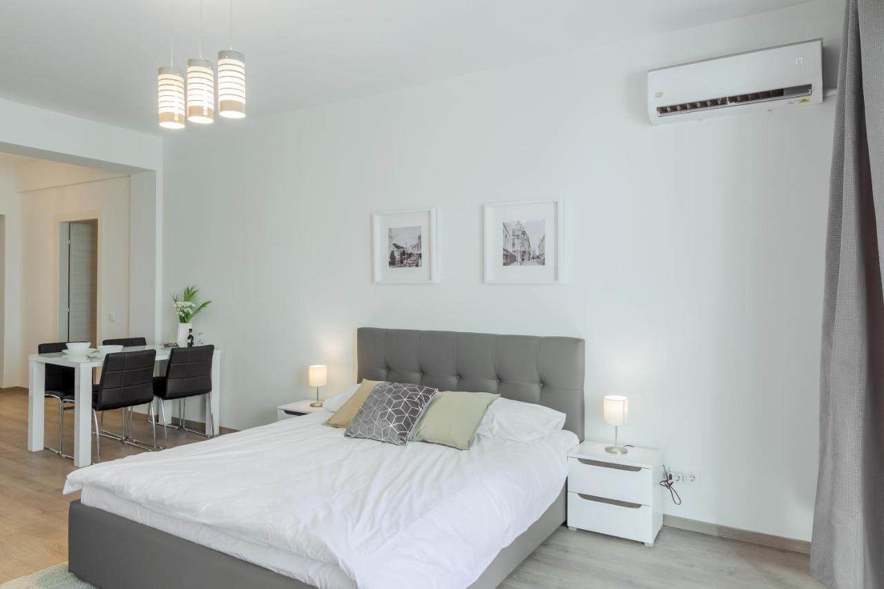 Atlas Unirii: Upscale Flats In The Heart Of Bucharest! Exterior photo