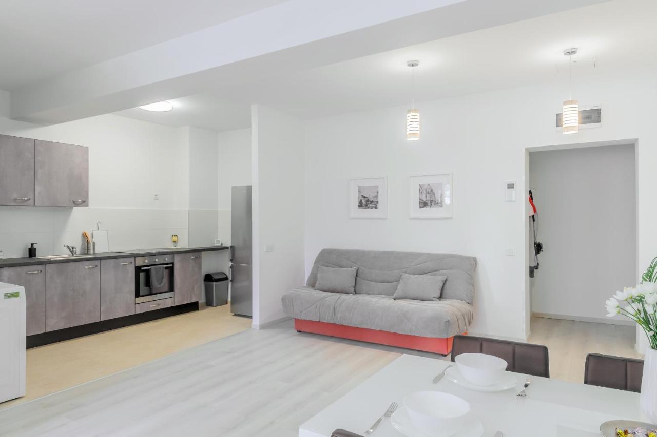 Atlas Unirii: Upscale Flats In The Heart Of Bucharest! Exterior photo
