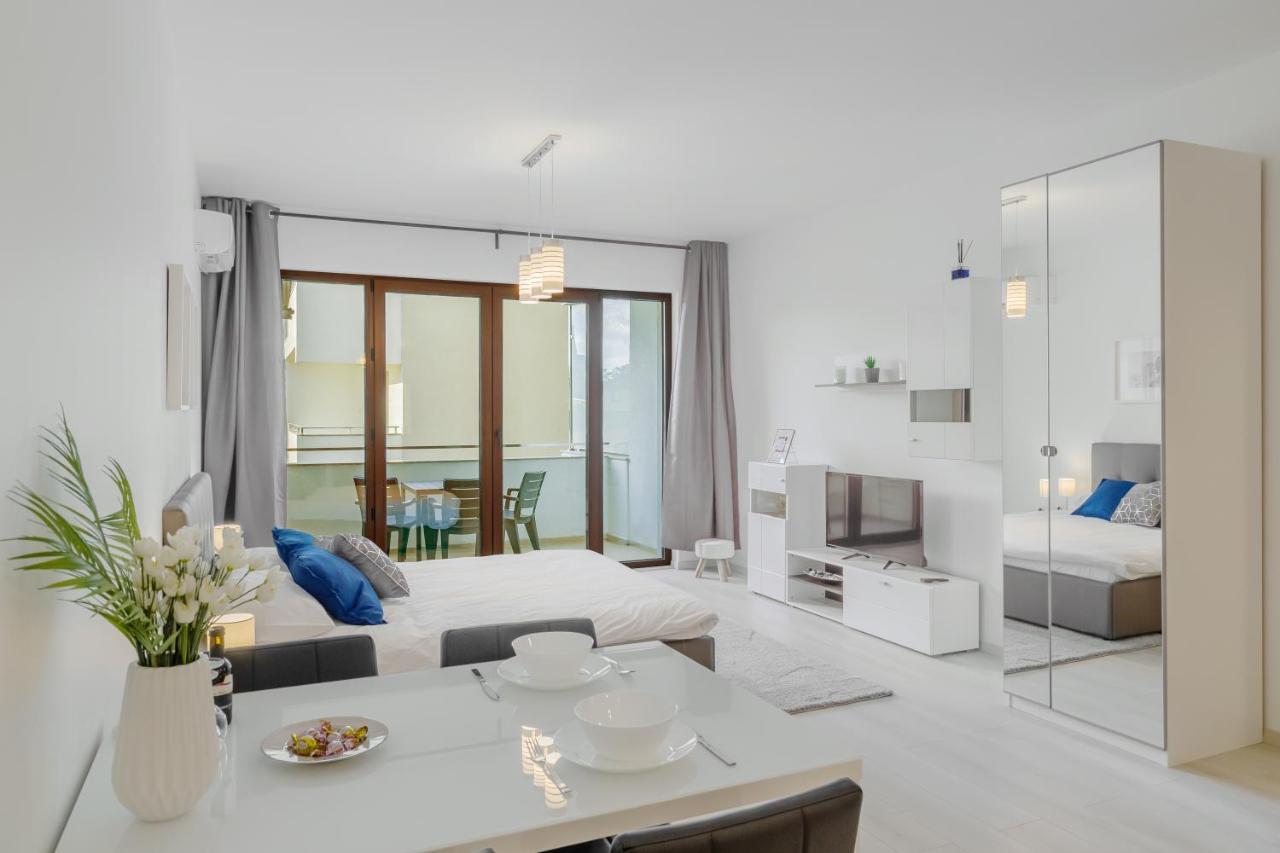 Atlas Unirii: Upscale Flats In The Heart Of Bucharest! Exterior photo