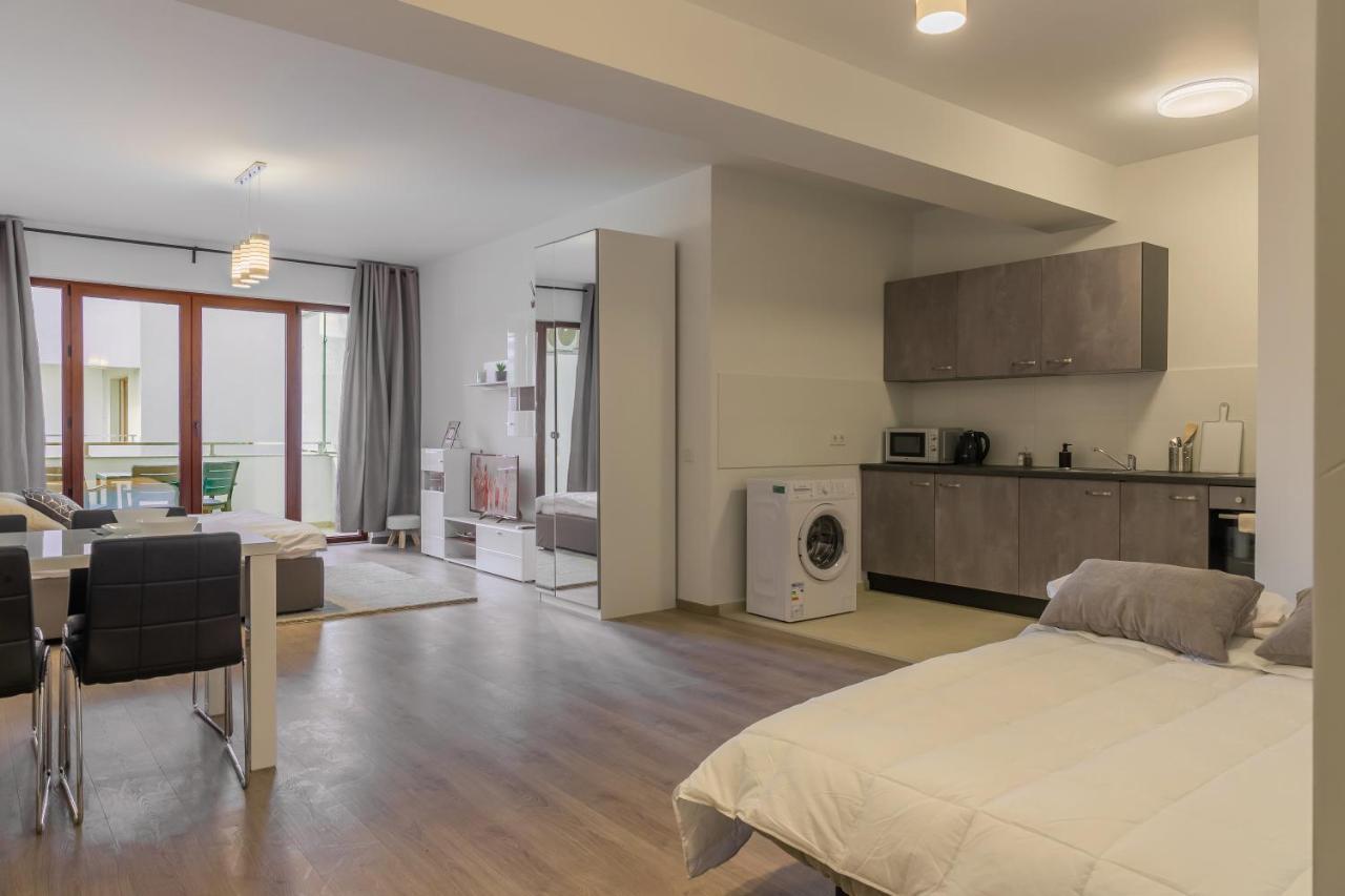 Atlas Unirii: Upscale Flats In The Heart Of Bucharest! Exterior photo